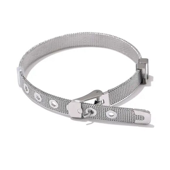 #33 Gold Or Silver Belt Buckle Bracelet - Picture 4 of 10